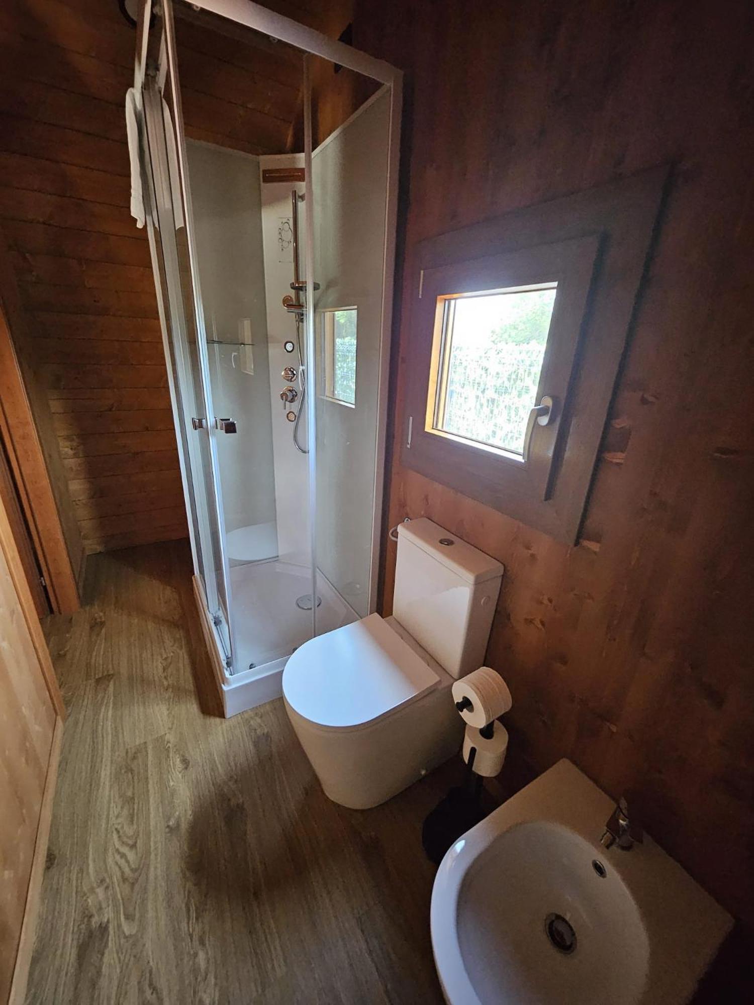 Lodge Glamour & - Free Hot Tub E Sauna *
